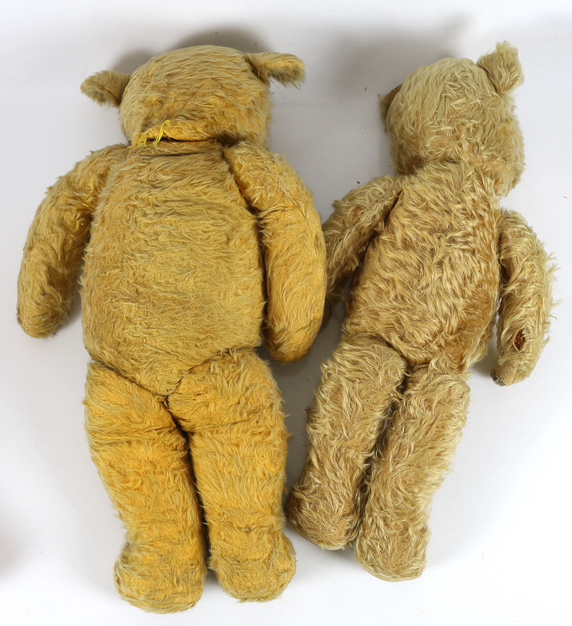 A light plush bear, and three others, 52cm (4)